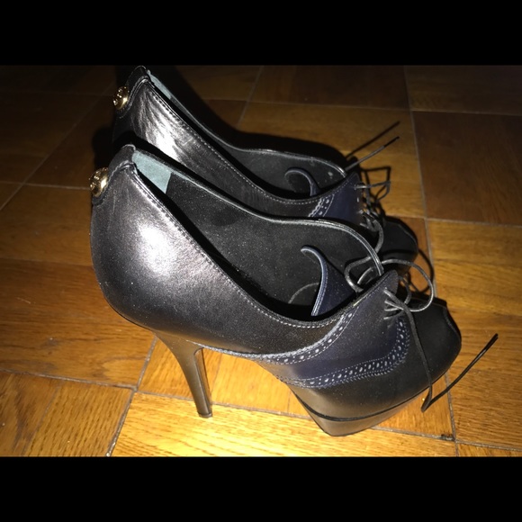 New LOUIS VUITTON NADJA LACE UP PUMPS SZ 39.5 - Picture 3 of 7